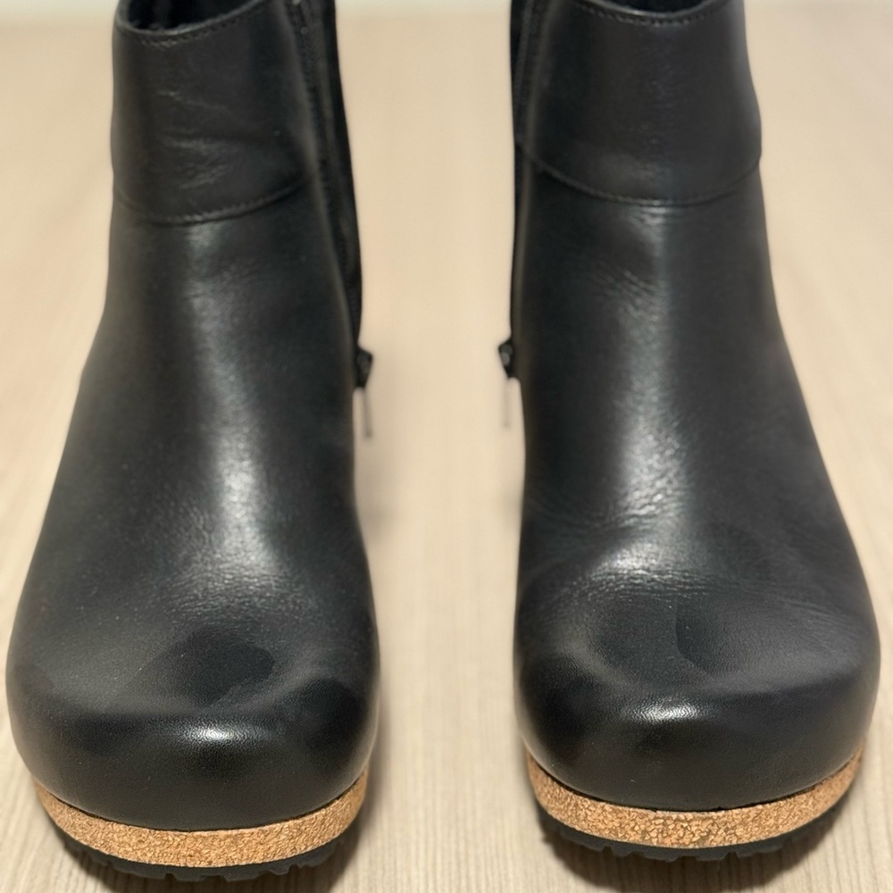 NWOT  Papillio Wedge Ankle Boot Women’s Size 37 Black Leather- Pristine.